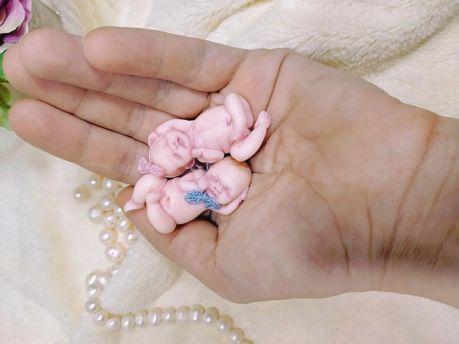 OOAK Polymer Clay Newborn Twins: Pair of 1:12 scale lifelike micro babies (boy and girl). Hand-sculpted polymer clay miniatures with crocheted bows.